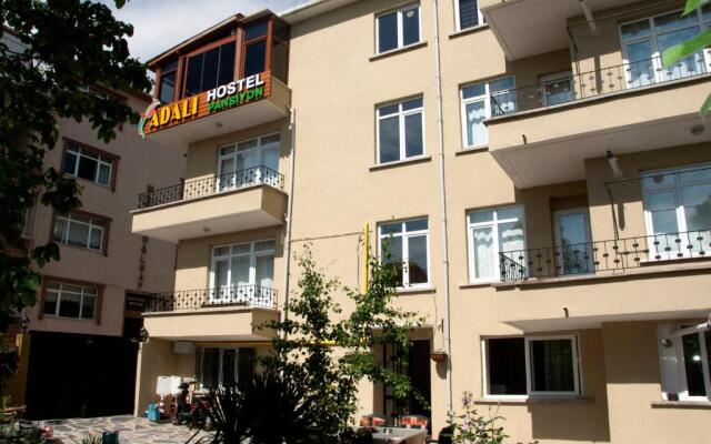 Adali Hostel Pansiyon