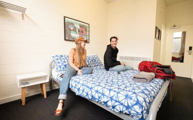 Melbourne Metro YHA