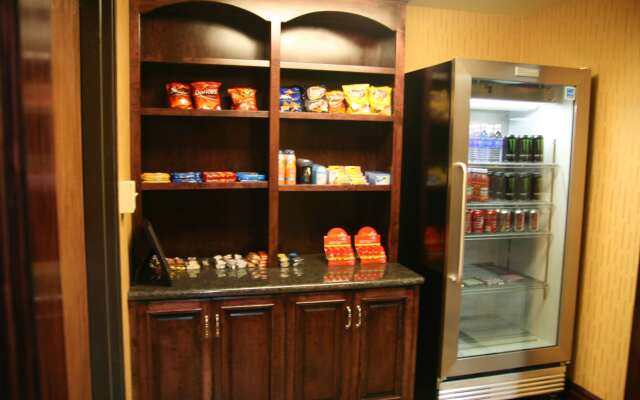 Best Western Plus Midwest Inn & Suites