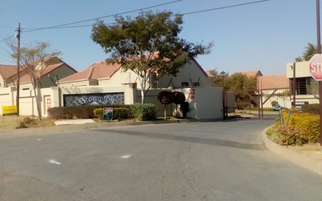 The Royal Princess Garden Fourways Guesthouse