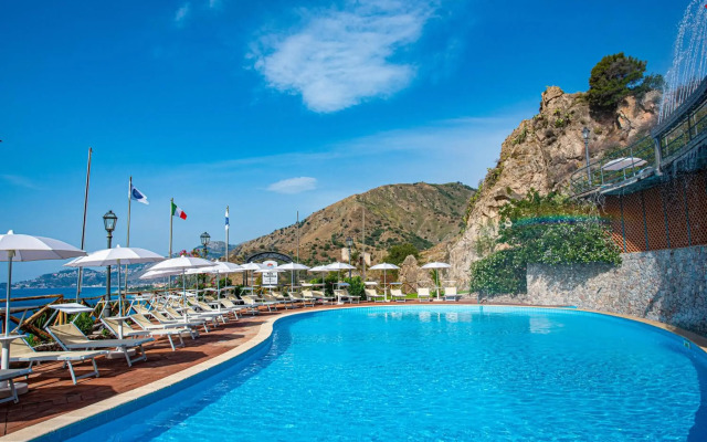 Baia Taormina Hotel
