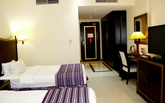 Tourist Hotel