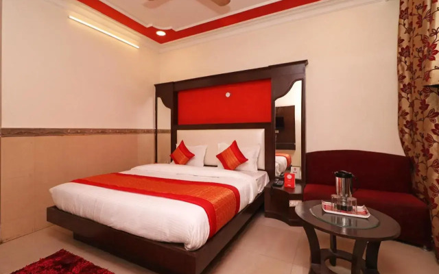 Oyo Flagship 10562 Kumar Palace