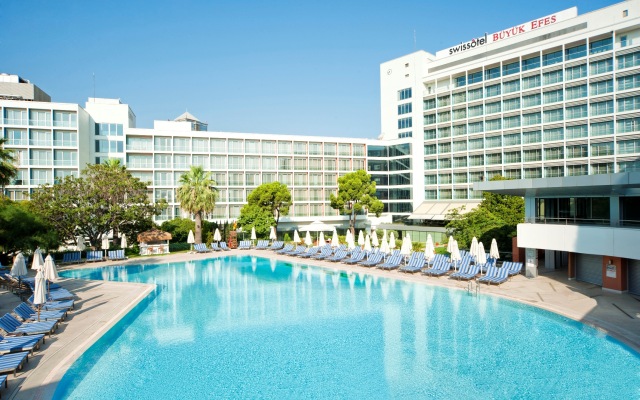 Swissotel Buyuk Efes Izmir