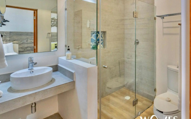 Increíble Townhouse de 3 Rec. con Alberca Privada