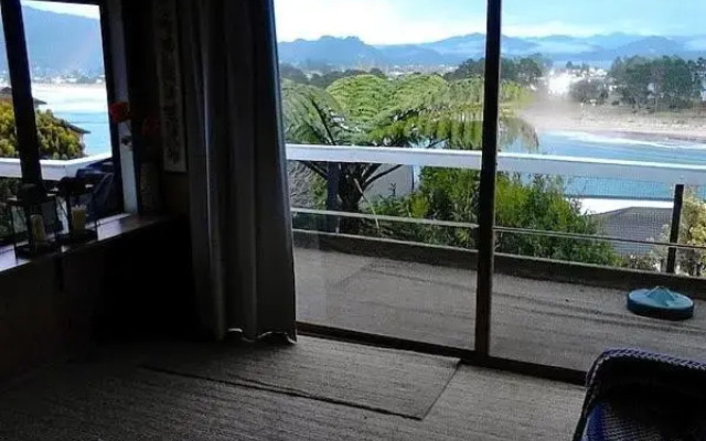 The Great Escape - Tairua Holiday Home