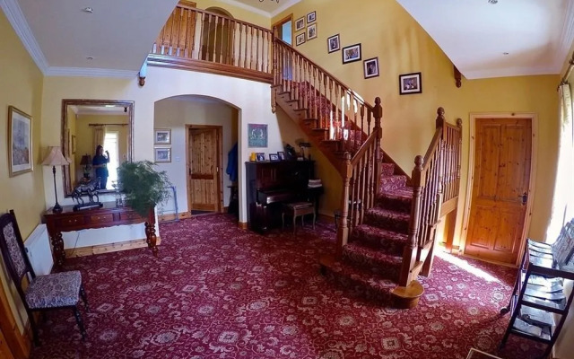 Lake House B&B