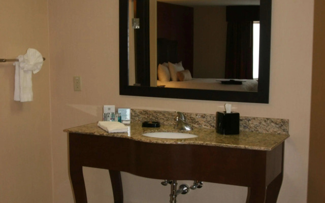 Hampton Inn & Suites Peru