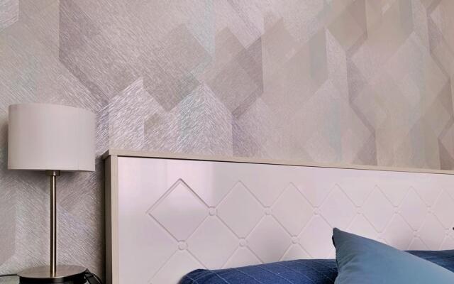 Династия на ул. Лесников 27/1