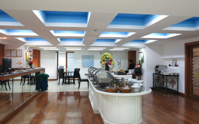 The Grand Sathorn