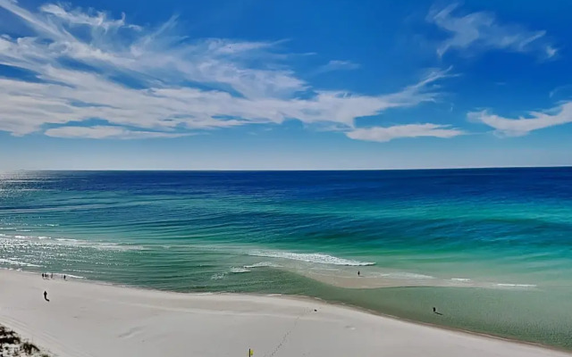 Emerald Beach Resort by Southern Vacation Rentals