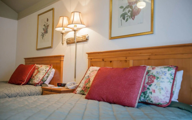 Rivers Edge Resort