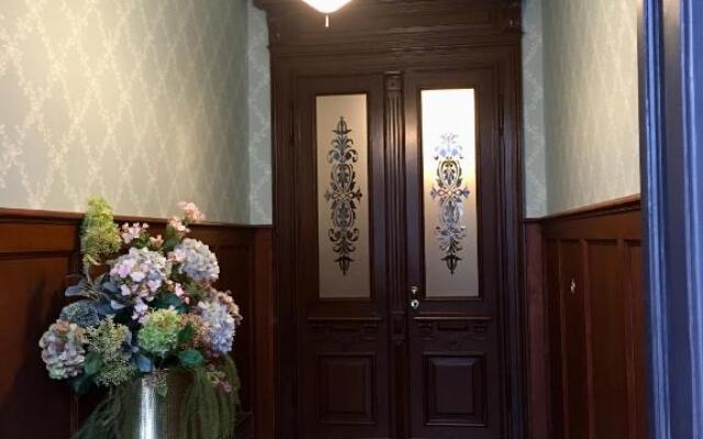 JETHON Studio-Appartement im Grünen