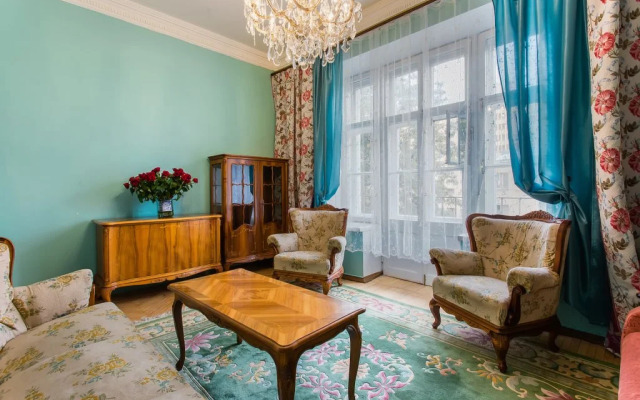 Apartamentyi Smolenskaya Naberezhnaya 5/13