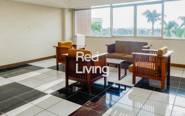 Collection O 92643 Emerald Apartement by Tahha Hospitality