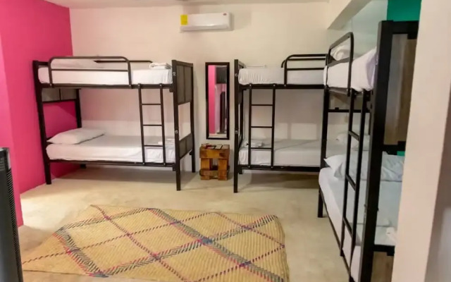 El Faro Hostel