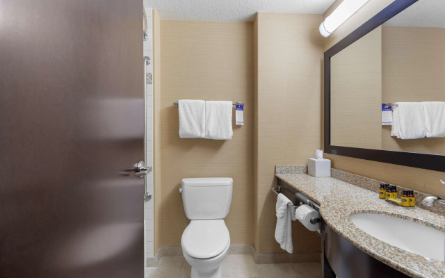 Best Western Plus Sherwood Park Inn & Suites