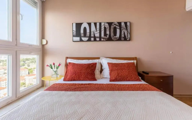 Apartment Penthouse Ema