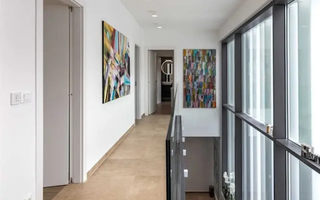 Villa Luxor With Heated Pool