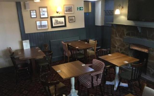 The Coach and Horses Inn