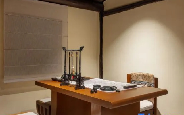 ZhiChun, Meet Happy | New Chinese Zen Aesthetics B&B