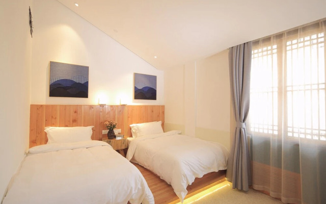 Huangshan Old Street Moshang Hotel