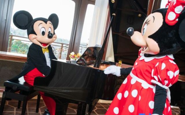 Shanghai Disneyland Hotel 
