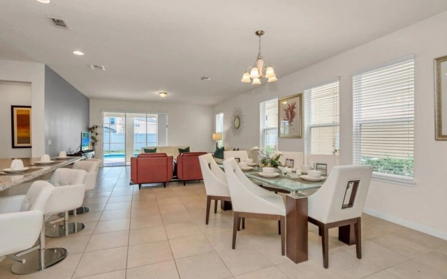 1210yc 6 Bedroom Villa by Redawning