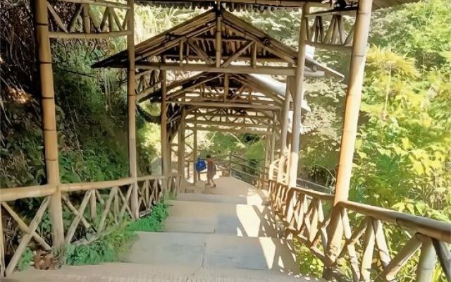 Vienna International Hotel (Yongchuan Wuzhou Wanda )