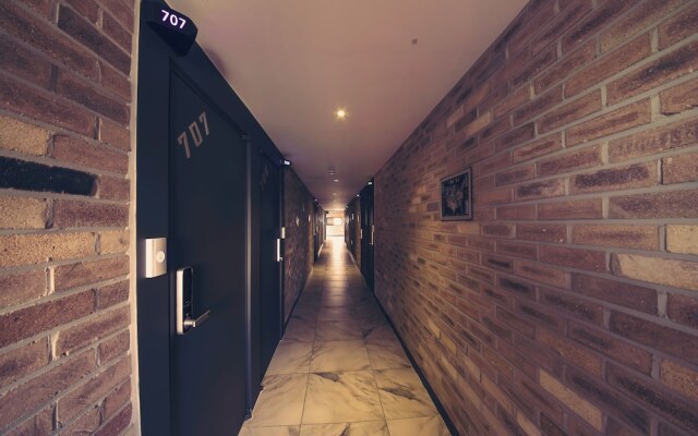 CK Hotel