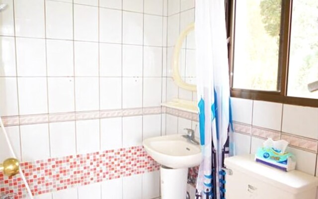 Ruili Meng Zongzhu Homestay