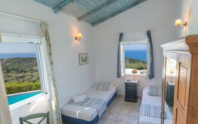 Villa Myrtia - Agios Nikitas Villas