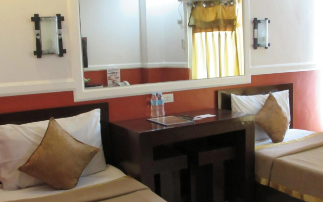 Oyster Plaza Hotel