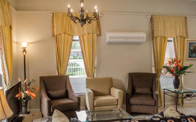 Quality Inn near Manatee Springs State Park