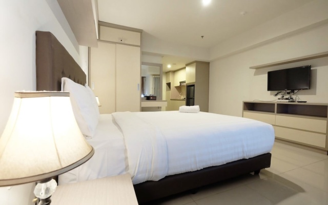 Spacious Studio Apartment @ The H Residence near MT Haryono