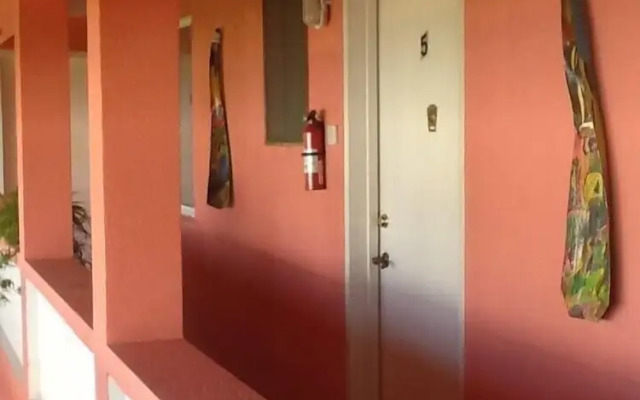 Gentle Breeze Apartments