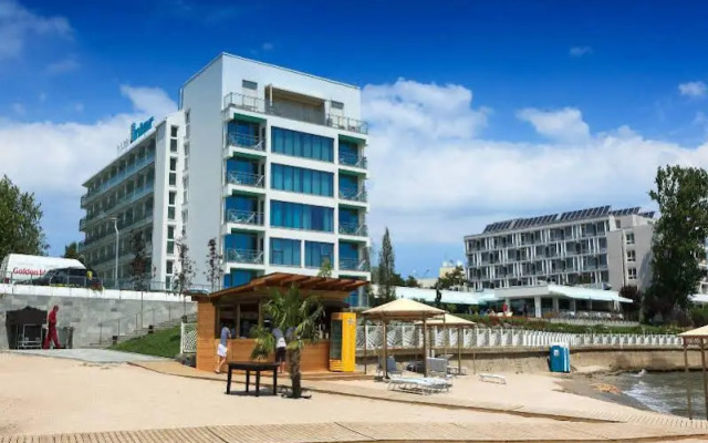 Carmen International Hotel