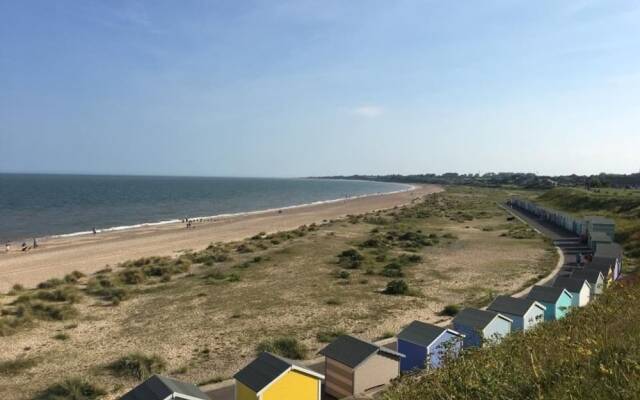 Moray Beachside Apartments
