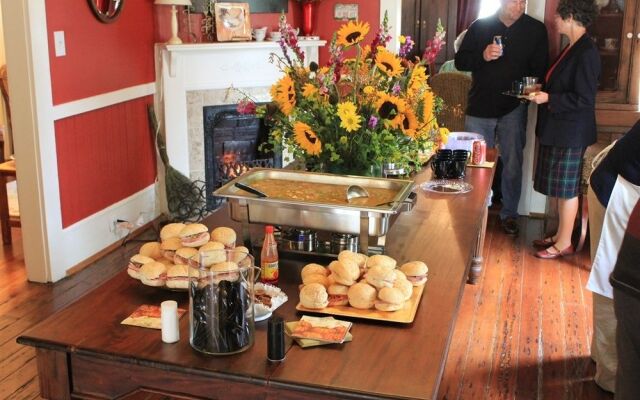 Carroll House Cottages