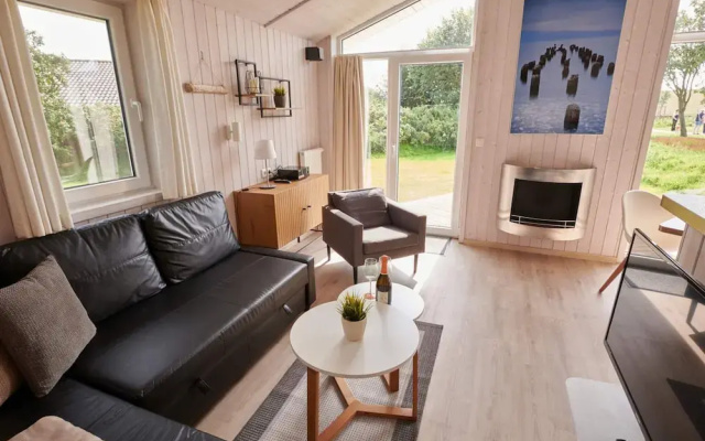 4 Star Holiday Home in Friedrichkoog