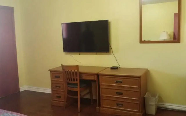 Lakeridge Motel