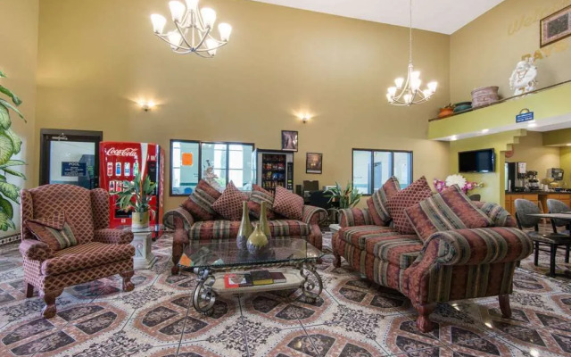 Days Inn By Wyndham Carlsbad, Nm