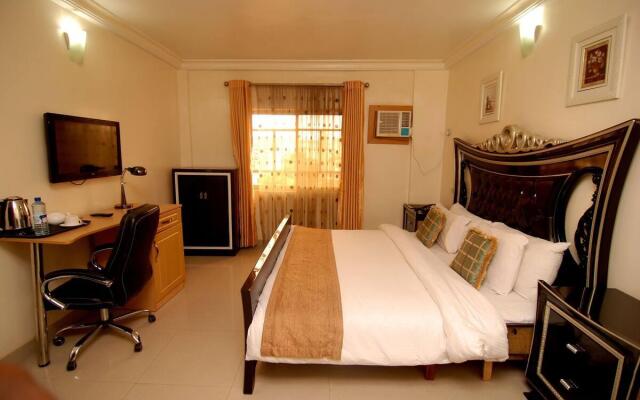 Elomaz Hotels, Abuja