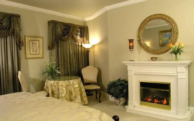 1715 on Rittenhouse, A Boutique Hotel