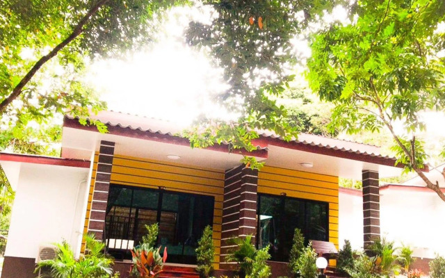 Lipe Sunset Forest Resort