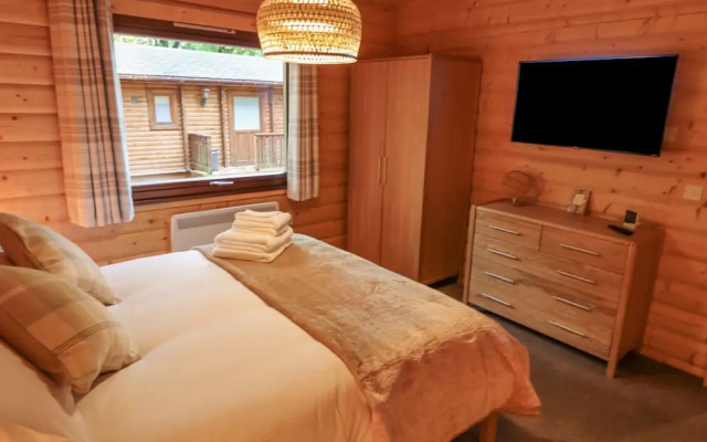 Leafy Hollow Lodge