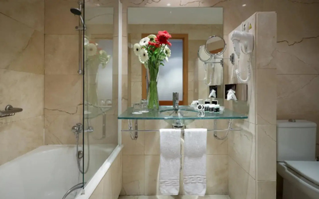 Exe Gran Hotel Almenar