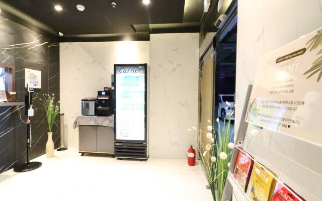 Stay-inn Hotel