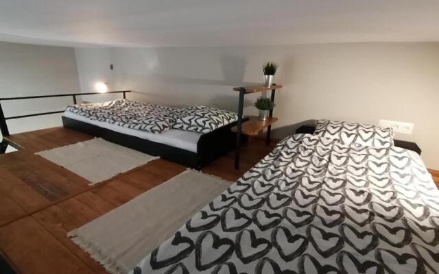 Studio Krakow old town apartment