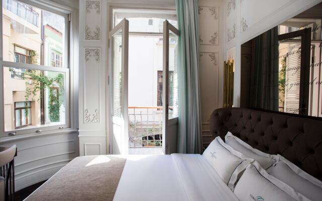 Fuga Hotel Constantinidis